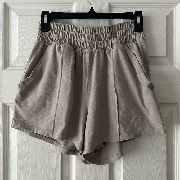 Gilly Hicks Tan High Waist Shorts with Elastic Waistband - Picture 1 of 4